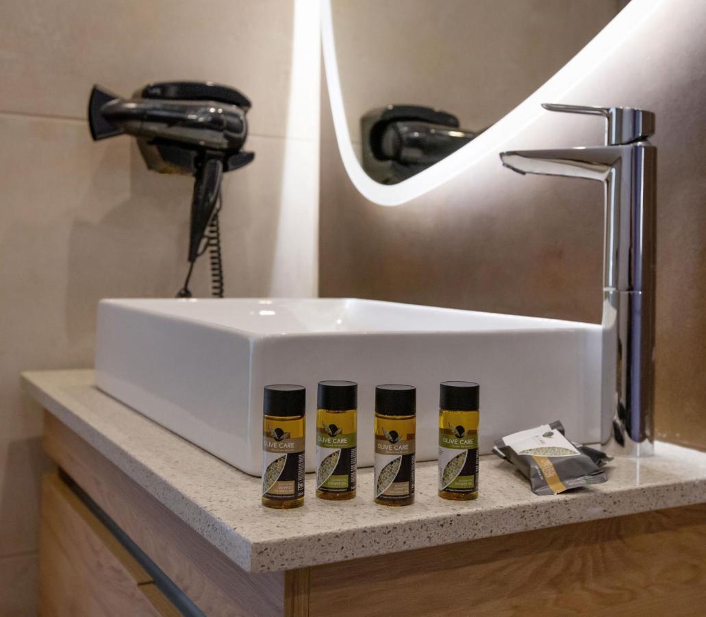 Iconic Athens Suites Zewnętrze zdjęcie